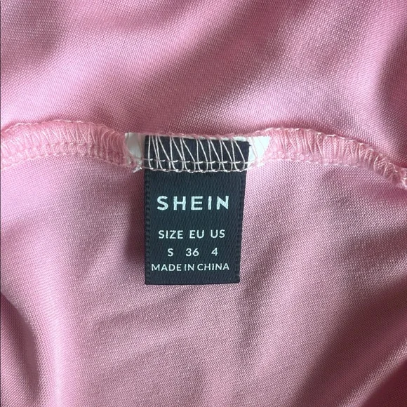 Pink Ruched Crop Top - Picture 4 of 4